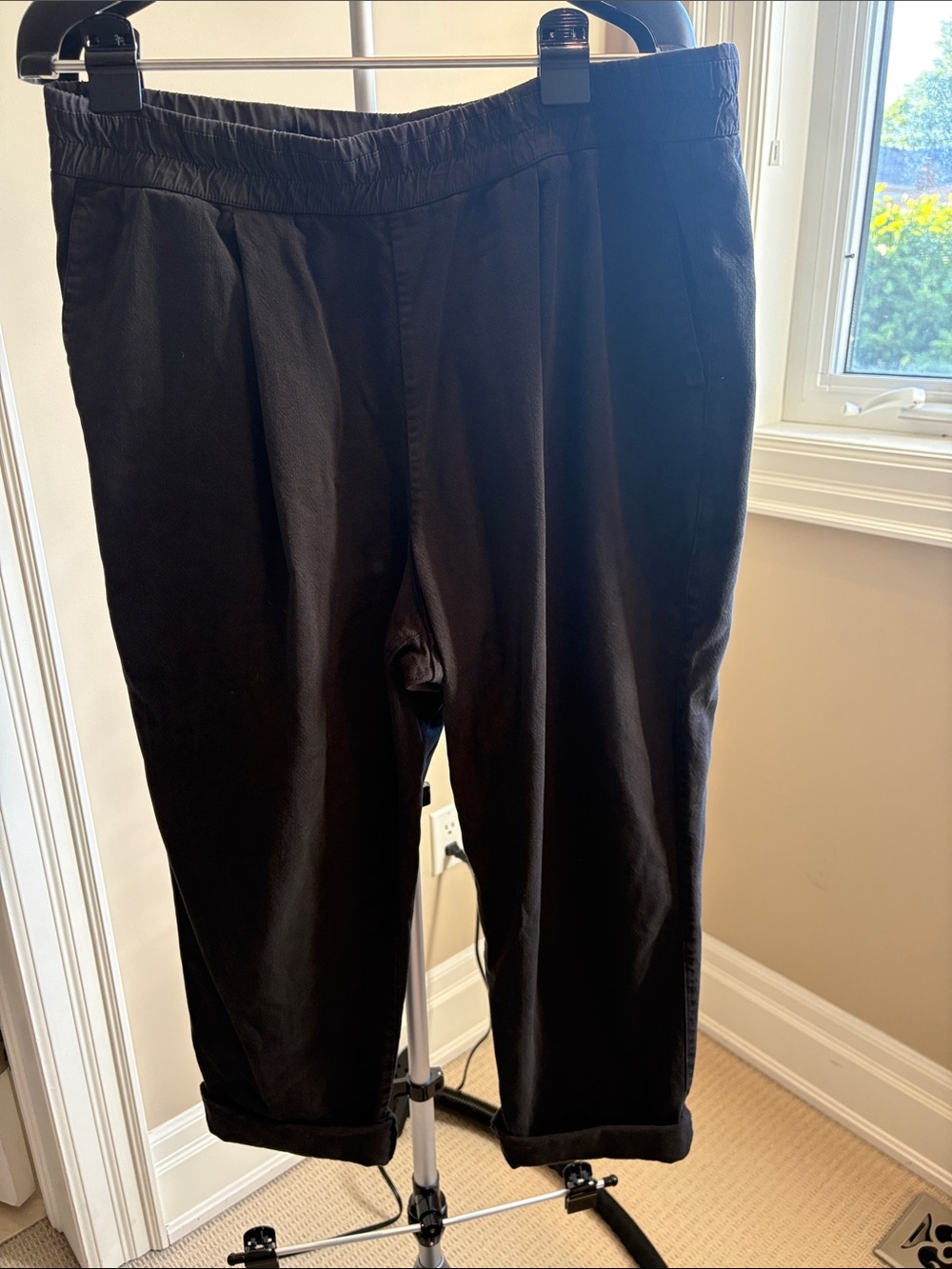 James Perse Black Elastic Waist Pleated Chinos